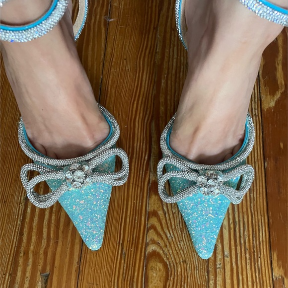 Mach & Mach Glitter Double Crystal Bow Pointed Toe Pump Size 39 Baby Blue - Picture 5 of 10